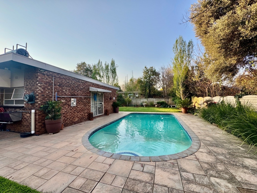 5 Bedroom Property for Sale in Baillie Park North West